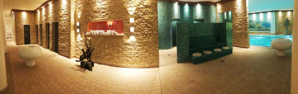 Hotel La Strada Кассель Экстерьер фото