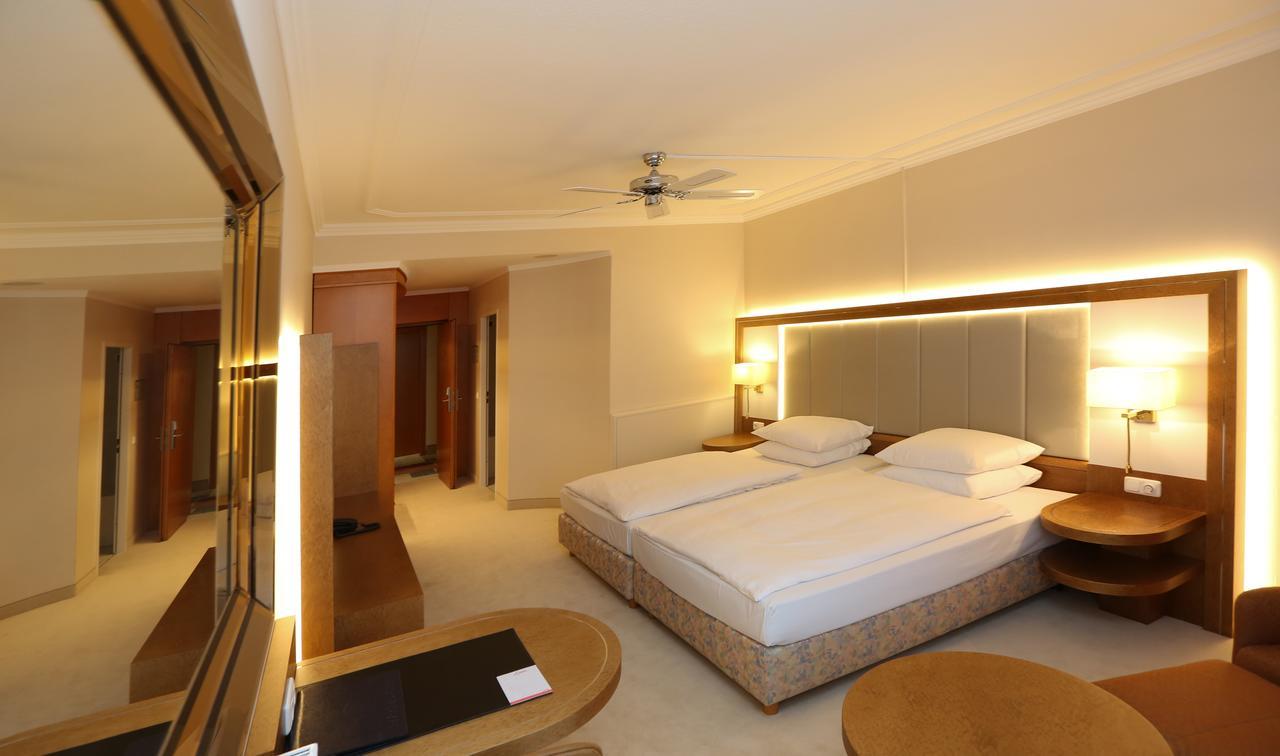 Hotel La Strada Кассель Экстерьер фото