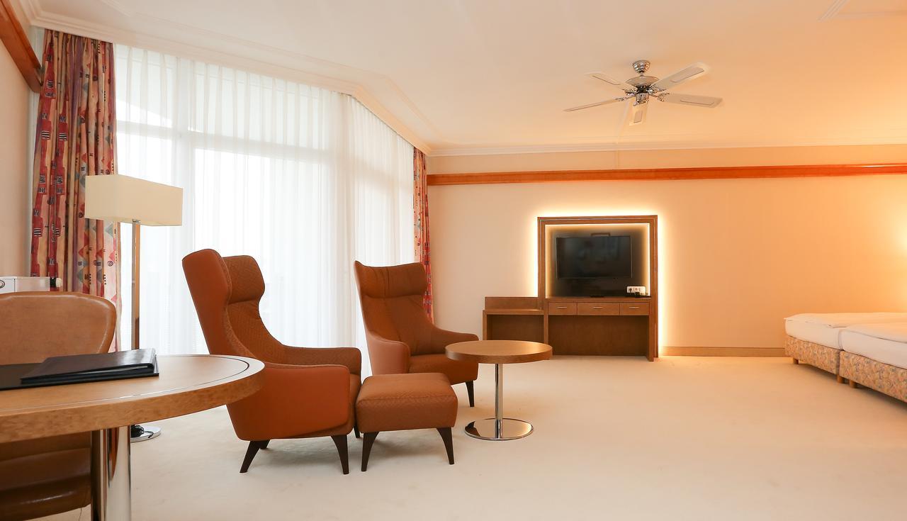 Hotel La Strada Кассель Экстерьер фото