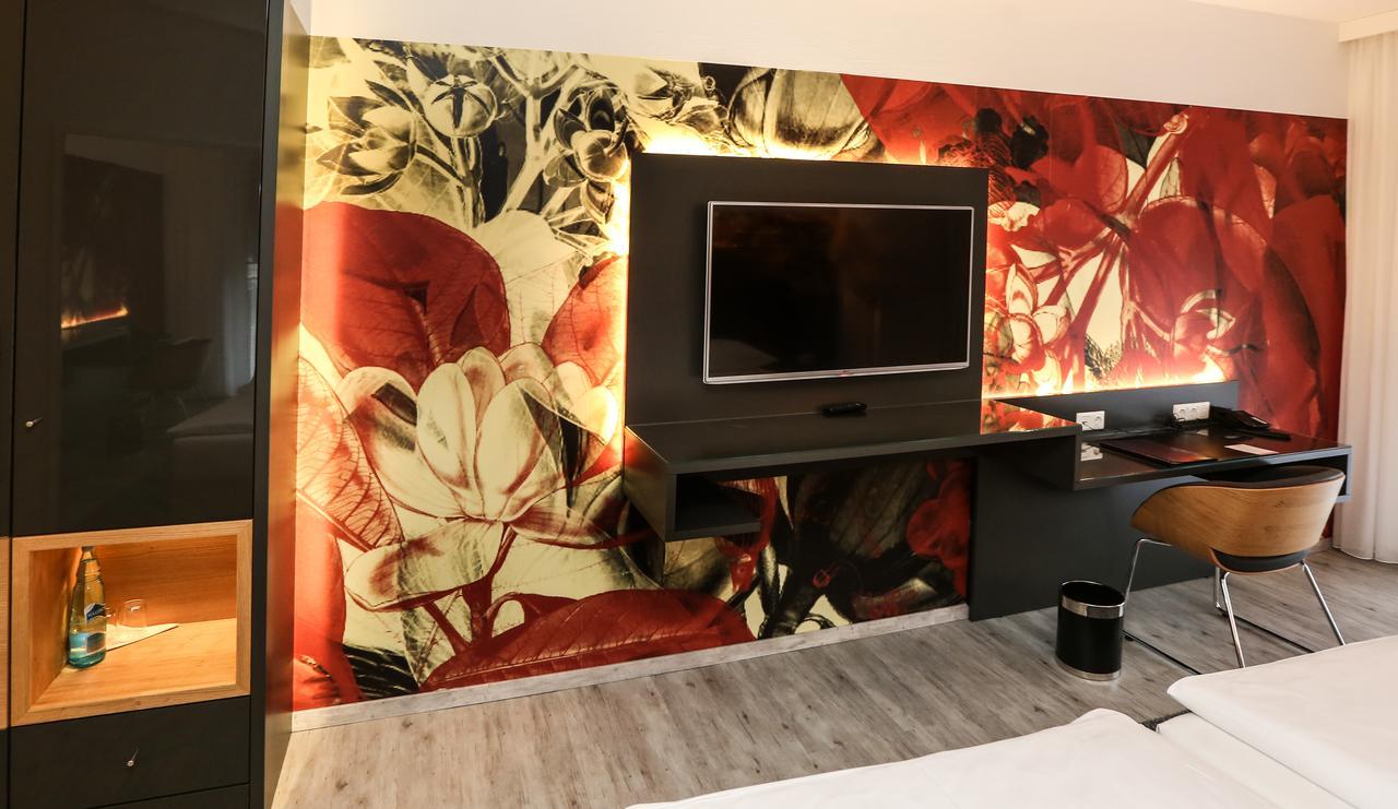 Hotel La Strada Кассель Экстерьер фото
